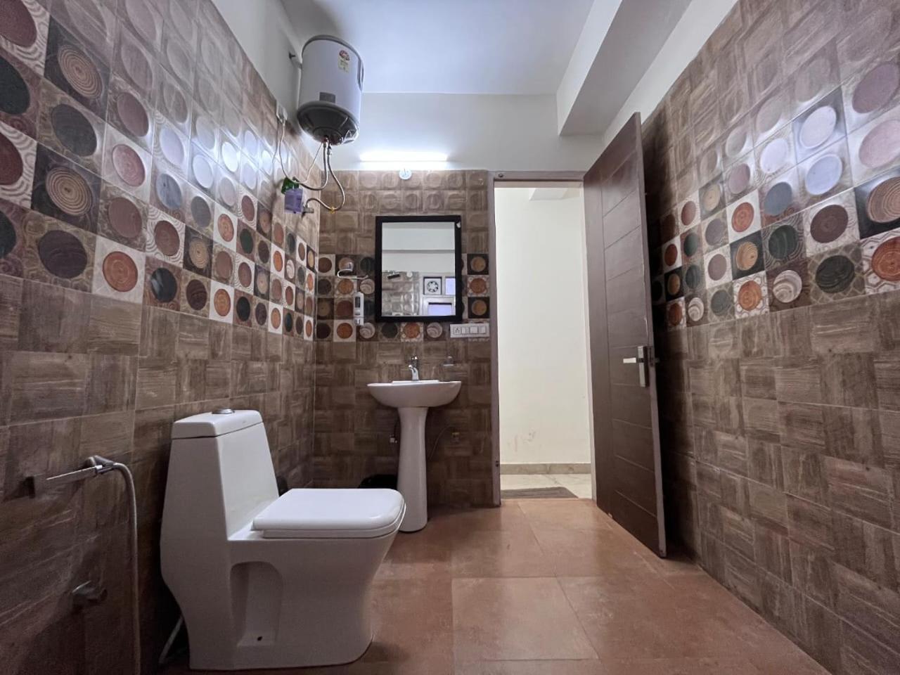 Hotel Tribe View - Away From City Hustle !! Top Rated & Most Awarded Property !! A Peaceful Stay Касаули Экстерьер фото